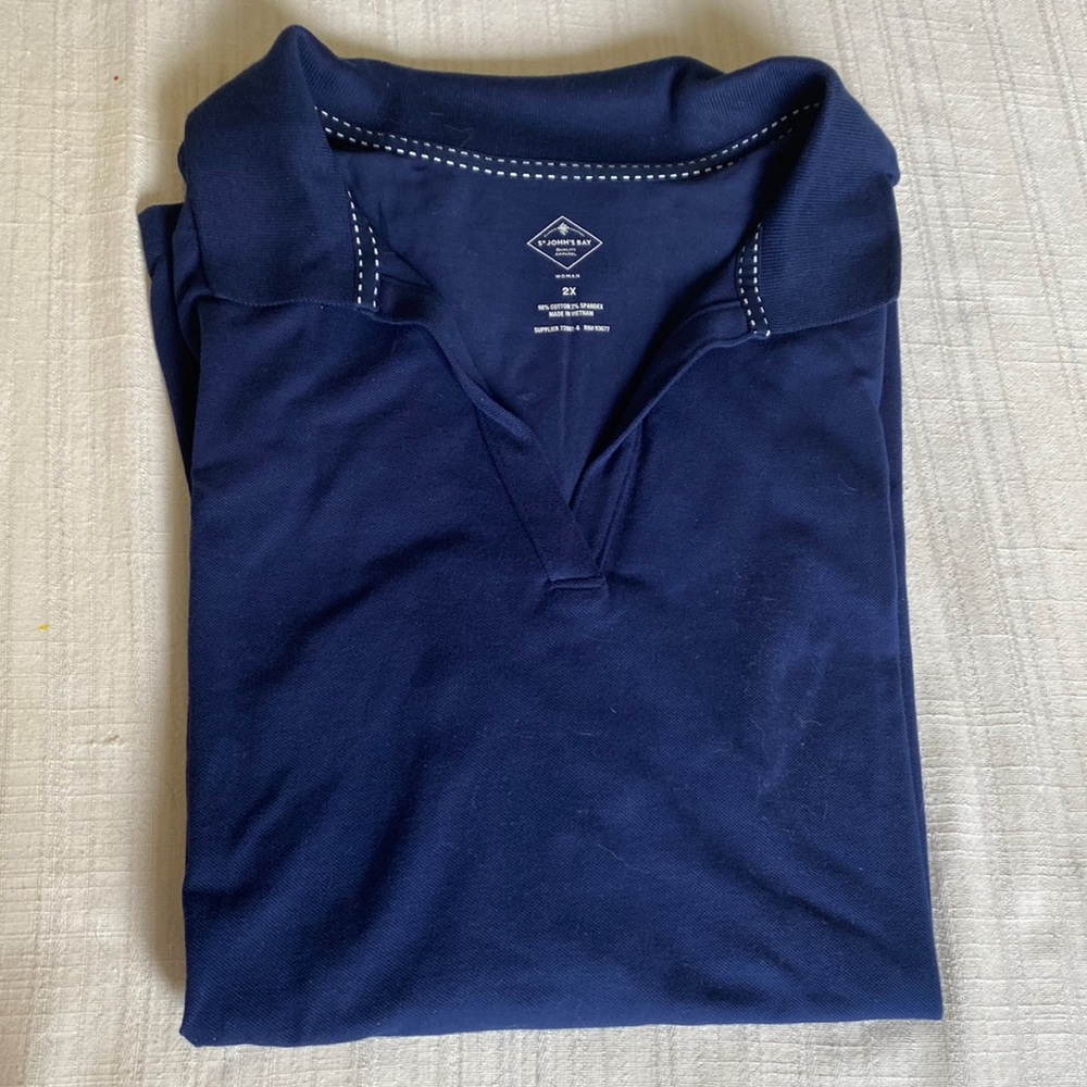 3/$39 - NWOT Navy Blue St. John’s Bay Collared Short Sleeve Shirt, Size 2X